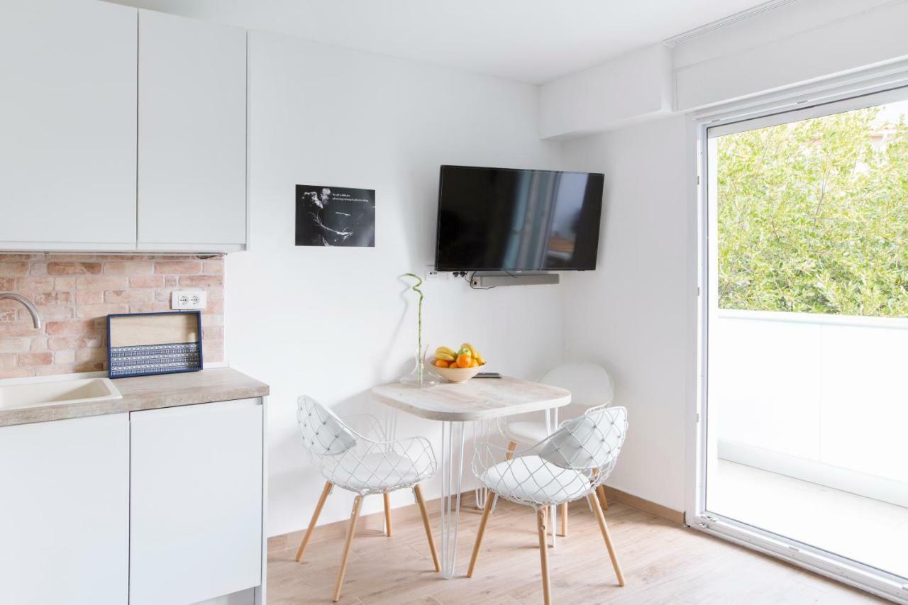 New Modern Apartment Near A Beach In Center 斯普利特 外观 照片